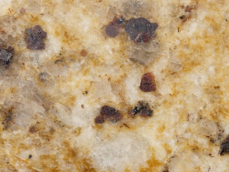 Baltic Brown — текстура камня