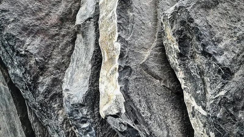 Как отличить натуральный камень от искусственного