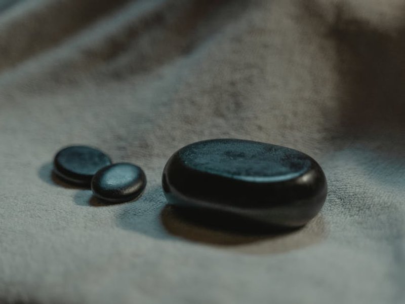 Шунгит Зажогинский — текстура камня