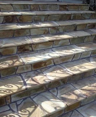 Ступени из песчаника