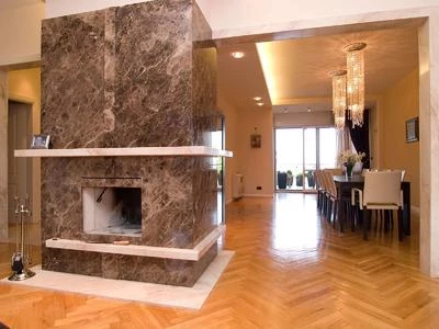 Коричневый облицовочный мрамор