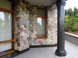 Колонны из гранита